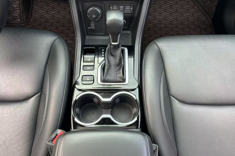 Used  Grand Commander 2022 2.0T Four-Wheel Drive Luxury Edition