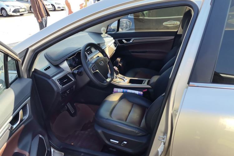 Used Geely Auto Emgrand GS 2017 Sport Edition 1.3T Automatic Smart Connectivity Model
