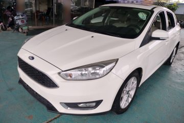 Used Ford Focus 2015 Hatchback EcoBoost 125 Automatic Supreme Style Edition