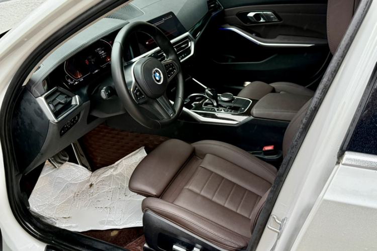 Used BMW 3 Series 2021 Restyled 325Li M Sport Package
