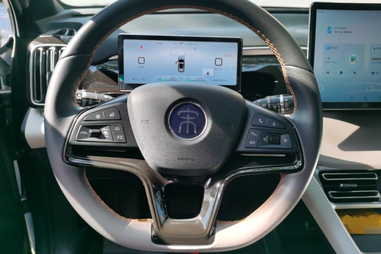 Used BYD Song Pro New Energy 2023 Champion Edition DM-i 110KM Beyond Model
