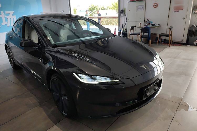 Used Tesla Model 3 2023 Rear-Wheel-Drive Version
