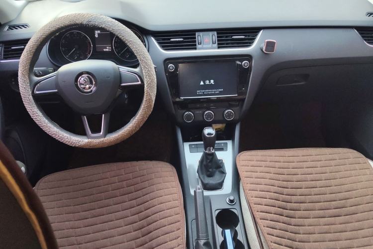 Used Skoda Octavia 2018 1.6L Automatic Comfort Edition