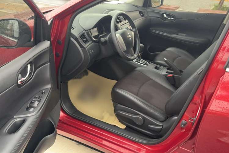 Used Nissan Tiida 2014 1.6L CVT Smart Model
