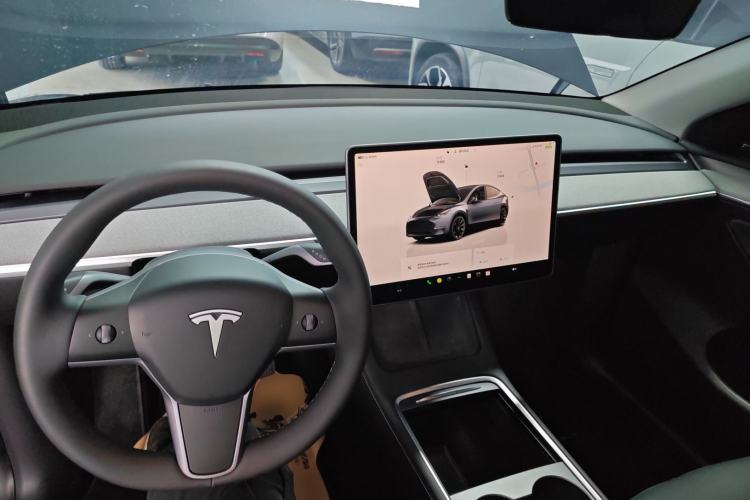 Used Tesla Model Y 2024 Rear-Wheel-Drive Version