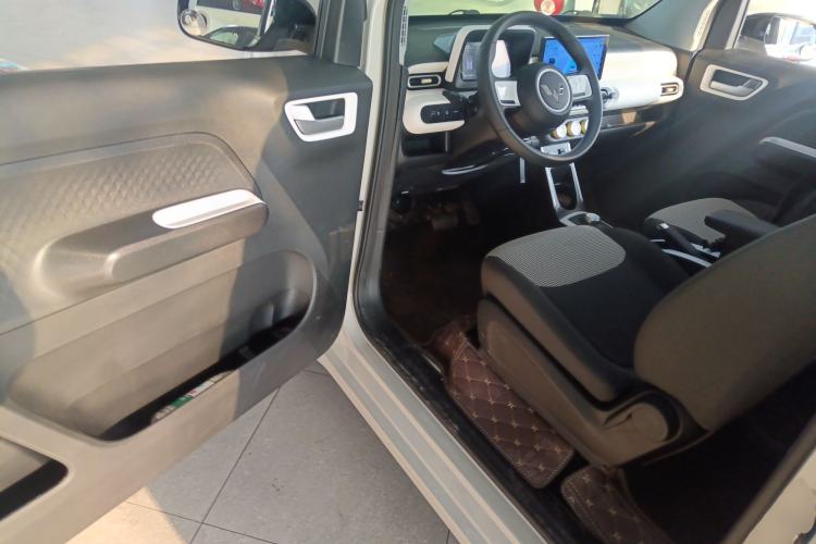 Used Wuling Hongguang MINIEV 2024 3rd Generation 215km Youth Edition
