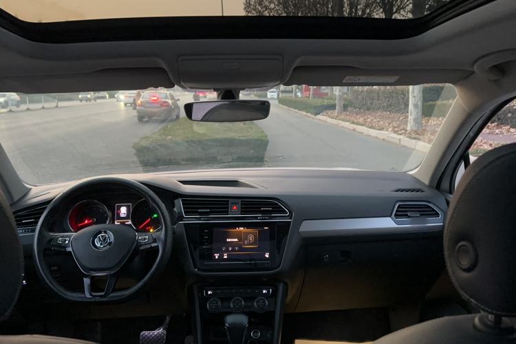 Used Volkswagen Tiguan L 2019 330TSI Automatic Two-Wheel Drive Smart Luxury Version China VI Standard