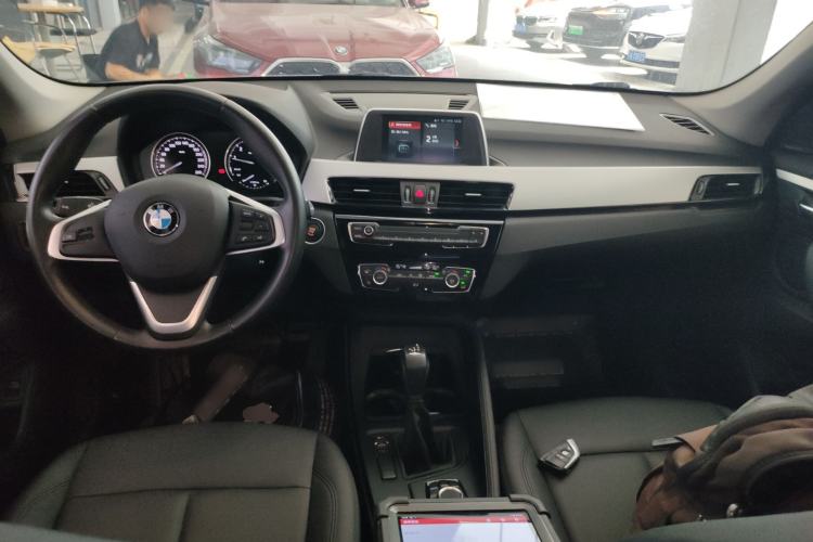 Used BMW X1 2019 sDrive20Li Leading Model