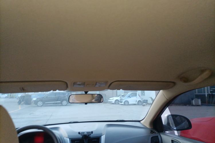 Used Hyundai Verna 2010 Sedan 1.4L Manual Comfort GS
