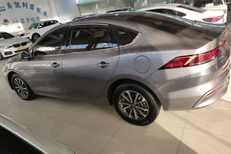 Used BYD Qin PLUS 2024 HONOR Edition DM-i 55KM Leading Model
