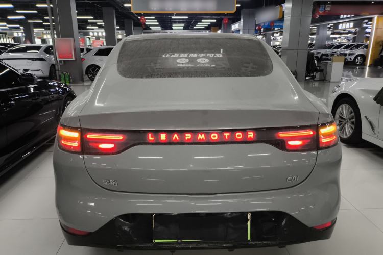 Used Leapmotor C01 2024 Range-Extended 316 Deluxe Edition
