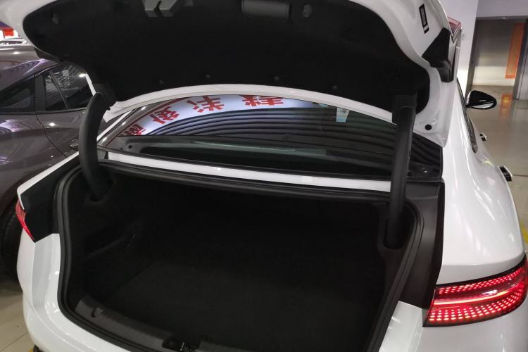 Used BYD Seal 2022 550 km Standard Range Rear-Wheel Drive Prestige Version
