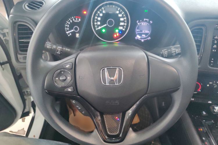 Used Honda Vezel 2020 1.5L CVT Pioneer Edition
