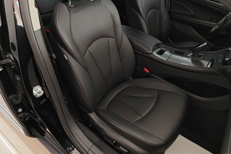 Used Buick LaCrosse 2022 552T Luxury Version