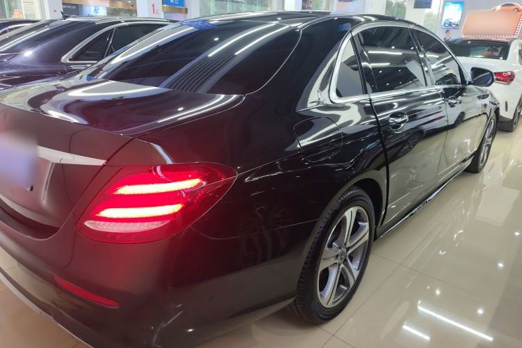 Used Mercedes-Benz E-Class 2018 Facelift E 200 L Sport Edition
