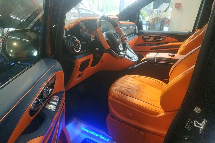 Used Mercedes-Benz Vito 2023 2.0T Business Version 7 Seats