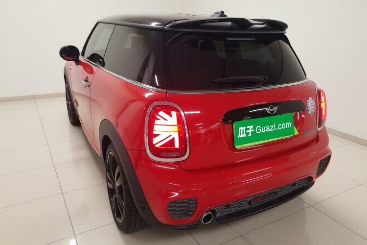 Used MINI MINI 2018 1.5T COOPER Racing Driver