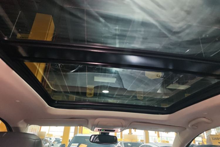 Used Cadillac XT5 2018 25T Luxury Model
