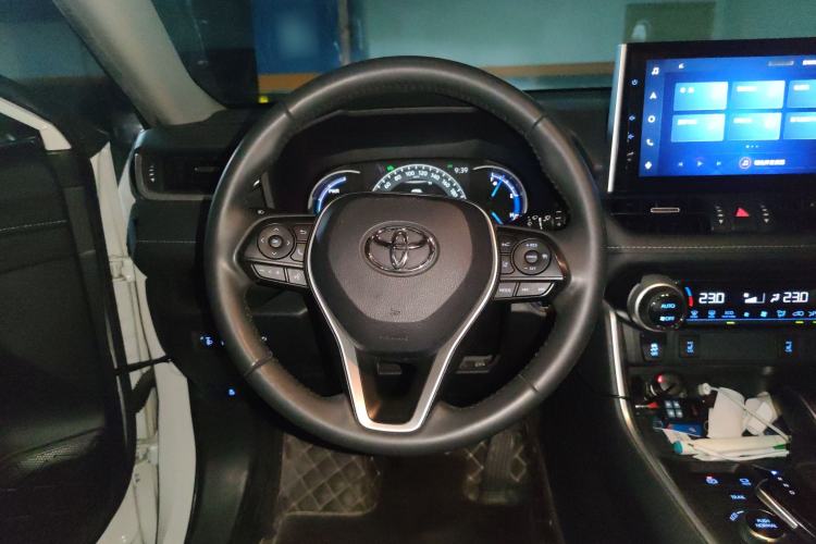 Used Toyota RAV4 2020 Dual-Engine 2.5L E-CVT 4x4 Elite PLUS Edition
