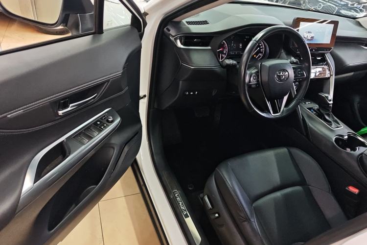 Used Toyota Venza 2023 2.0L CVT Two-Wheel Drive Luxury Edition
