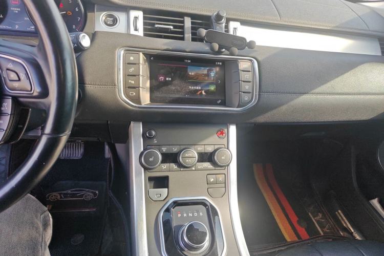 Used Land Rover Range Rover Evoque 2017 2.0T SE Smart Glow Edition
