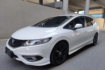 Used Honda Jade 2013 1.8L automatic Comfort version 5 seats