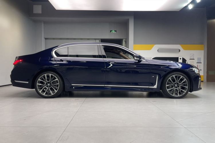 Used BMW 7 Series 2019 Restyled 740Li xDrive Executive M Sport Package
