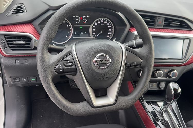 Used Nissan Lannia 2016 1.6L CVT Smart Cool Edition
