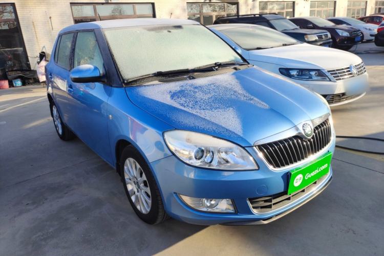 Used Skoda Fabia 2012 1.6L Automatic Crystal Edition
