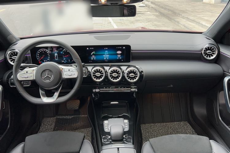 Used Mercedes-Benz A-Class 2020 Restyled A 200 L Sport Sedan Fashion Version
