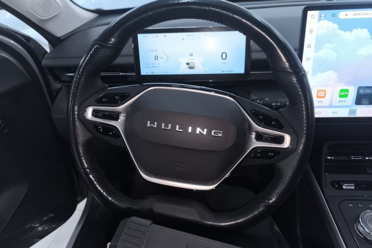 Used Wuling Xingguang 2024 Co-Creation Edition 510 Advanced Model