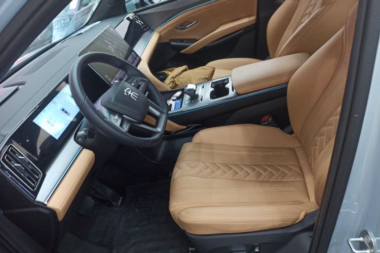 Used BYD Song L DM-i 2025 Intelligent Driving Version 160 km Beyond-Range Type
