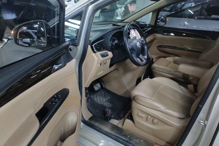 Used Buick GL8 2017 ES 28T Premium Version China V Standard
