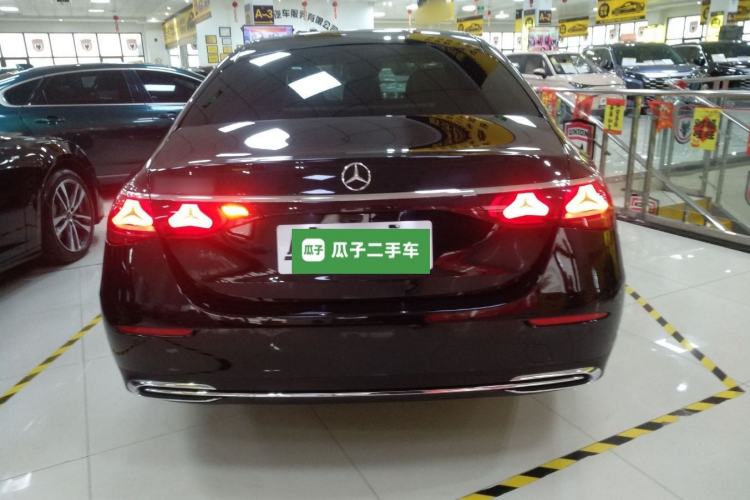 Used Mercedes-Benz E-Class 2024 Facelift E 300 L Luxury Edition
