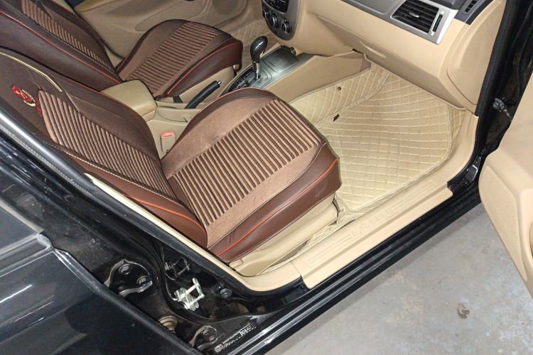 Used Buick Excelle 2013 1.5L Automatic Classic Model
