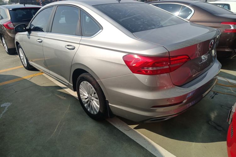 Used Volkswagen Lavida 2019 1.5L Automatic Comfort Edition China VI Standard