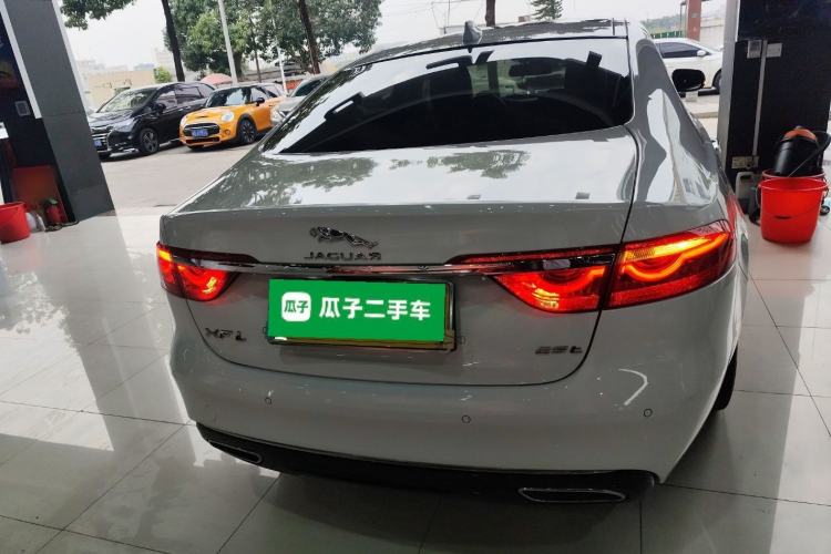 Used Jaguar XFL 2019 XFL 2.0T 250 PS Two-Wheel-Drive Luxury Edition
