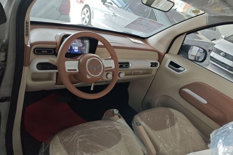 Used Wuling Hongguang MINIEV 2024 3rd Generation 215km Youth Edition
