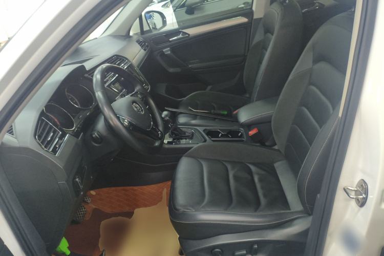 Used Volkswagen Tiguan L 2018 Facelift 330TSI Automatic Two-Wheel Drive Luxury Edition
