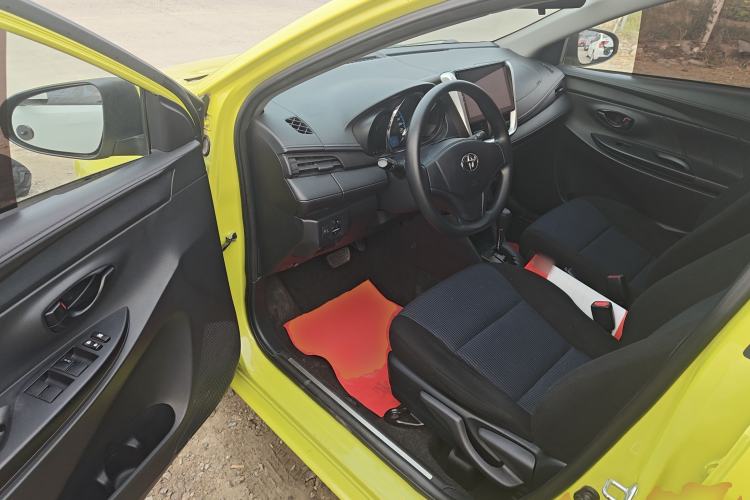 Used Toyota YARiS L 2016 Revised 1.5E CVT Charming Edition
