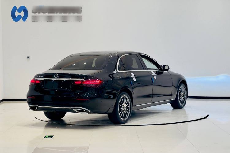 Used Mercedes-Benz E-Class 2023 Facelift E 260 L
