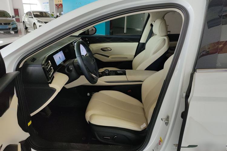 Used BYD Qin L 2024 DM-i 120KM Leading Model
