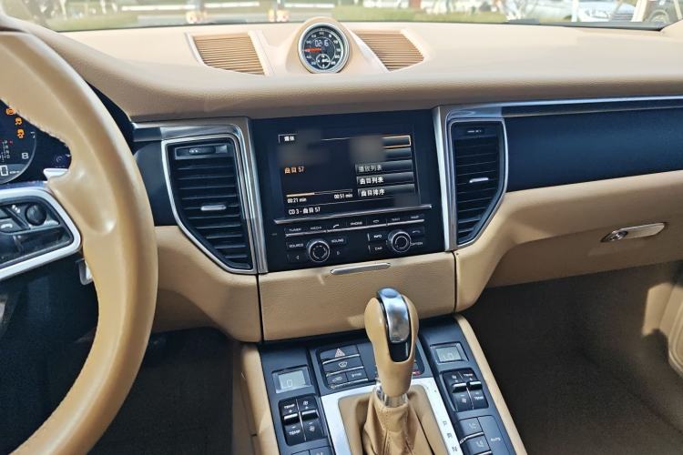 Used Porsche Macan 2014 Macan 2.0T
