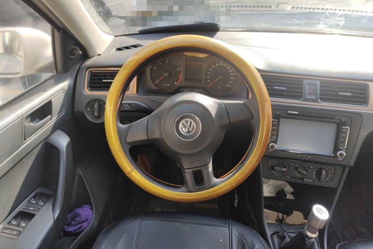 Used Volkswagen Santana 2013 1.4L Manual Fashion Edition