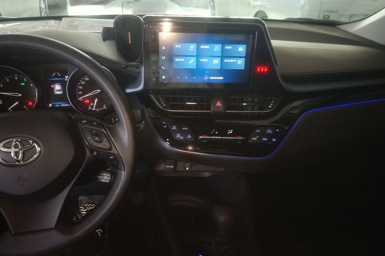 Used Toyota IZOA 2021 2.0L Enjoy Edition