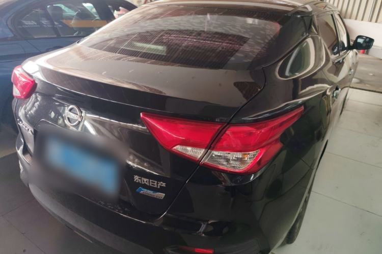 Used Nissan Lannia 2016 1.6L CVT Smart Cool Edition
