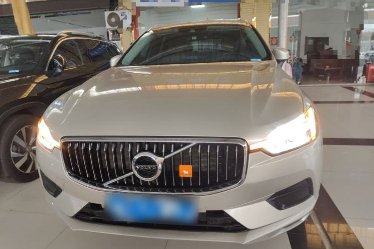 Used Volvo XC60 2019 T5 4x4 Smart Edition China V Standard
