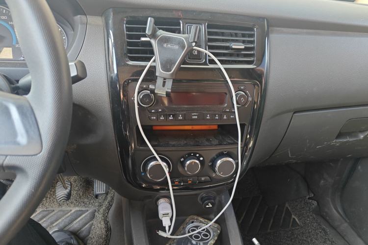 Used Wuling Rongguang V 2019 1.5L Standard Version China VI LAR
