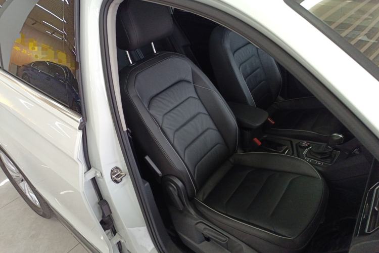 Used Volkswagen Tiguan 2018 330TSI All-Wheel-Drive Innovation Model
