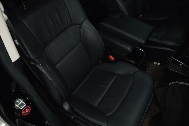 Used Honda Elysion 2016 2.4L Luxury Edition
